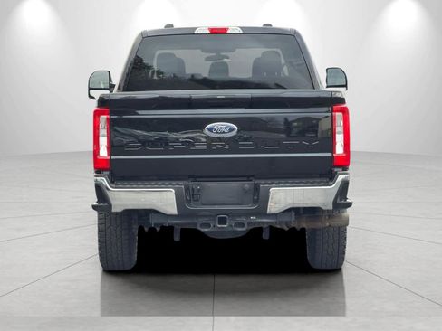 Used 2024 Ford F250 XLT w/ FX4 Off-Road Package image 7