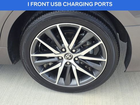 Used 2023 Toyota Camry XLE image 12