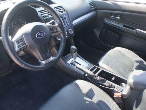 Used 2014 Subaru Crosstrek 2.0i Limited w/ Popular Package #1 AWD/4WD image 10
