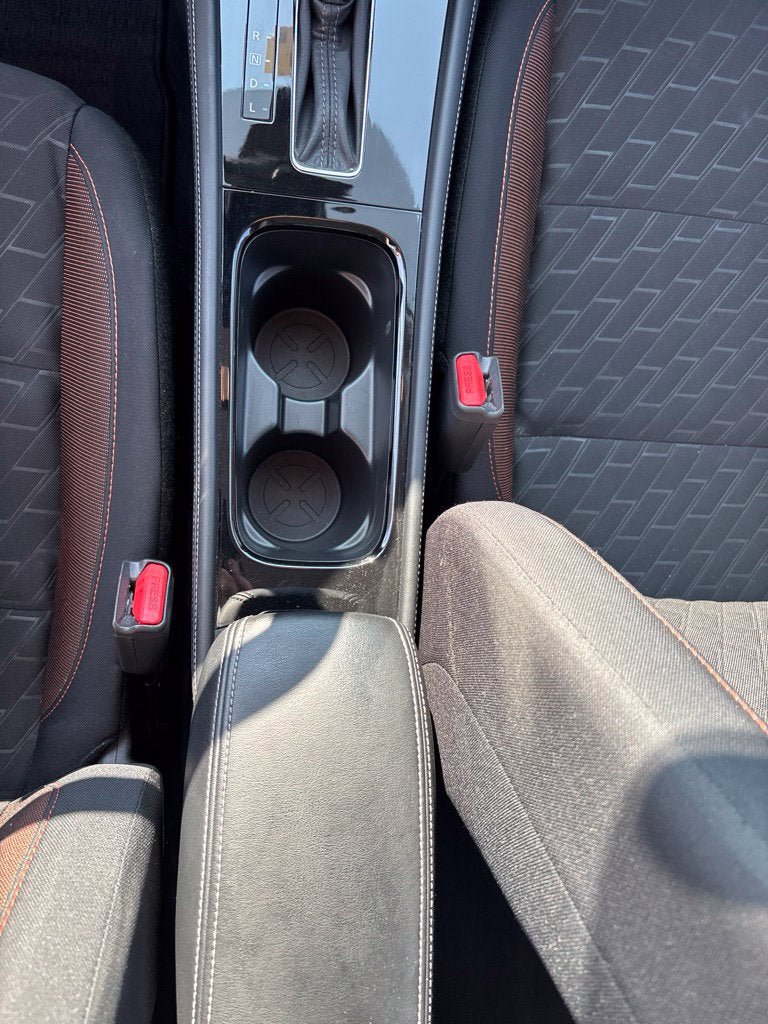 Used 2023 Nissan Kicks SR FWD image 17