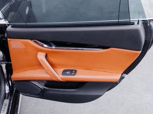 Used 2017 Maserati Quattroporte S GranSport Q4 image 39