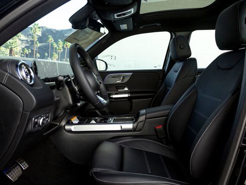 New 2026 Mercedes-Benz GLB 35 AMG 4MATIC image 13