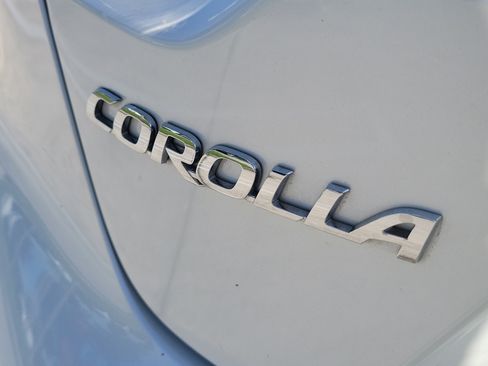 Certified 2024 Toyota Corolla SE FWD image 10
