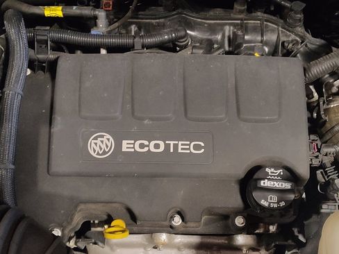 Used 2019 Buick Encore Preferred image 30