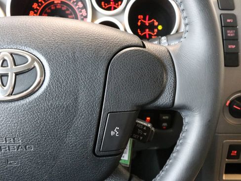 Used 2013 Toyota Sequoia SR5 AWD/4WD image 12