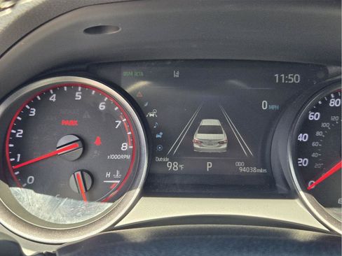 Used 2022 Toyota Camry XSE FWD image 15