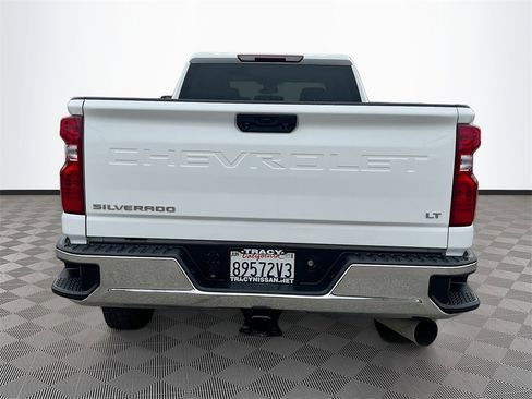 Used 2024 Chevrolet Silverado 2500 LT image 6