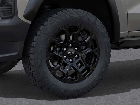 New 2026 Chevrolet Colorado Trail Boss AWD/4WD image 9