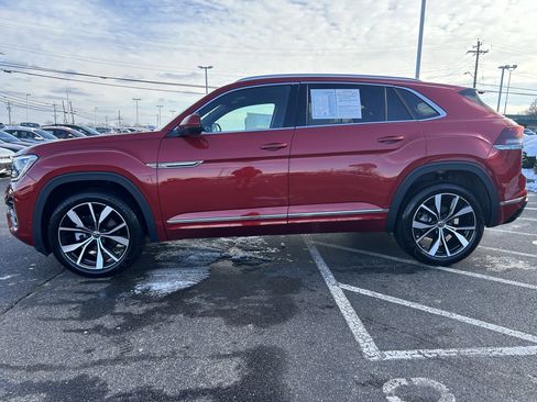 Certified 2025 Volkswagen Atlas Cross Sport SEL Premium R-Line image 4