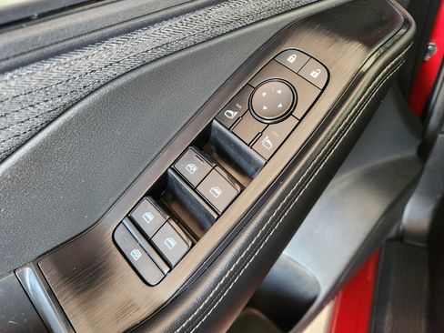 Used 2023 Nissan Rogue SV image 24