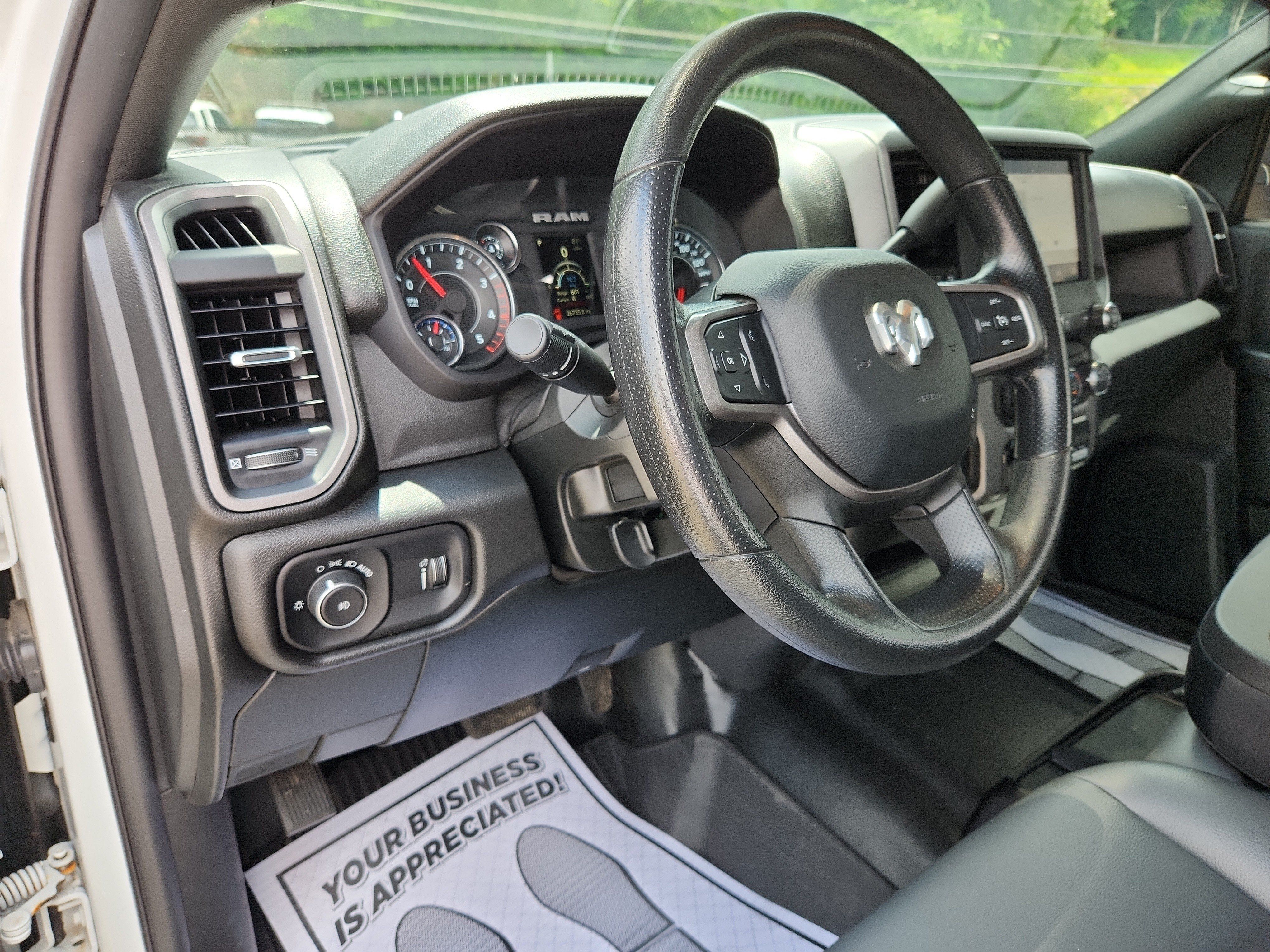 Used 2024 RAM 3500 Tradesman w/ Chrome Appearance Group AWD/4WD image 24