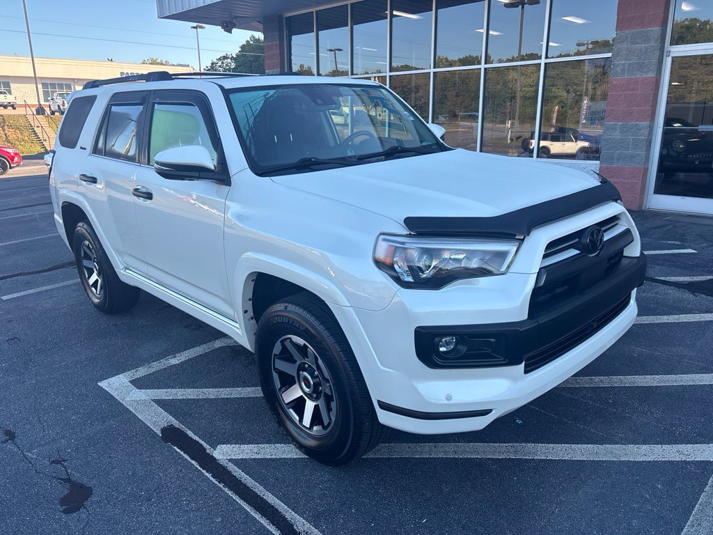 Used 2023 Toyota 4Runner Limited AWD/4WD image 4