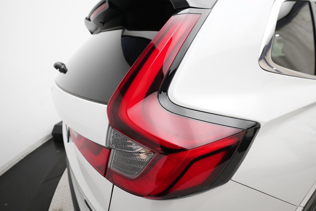 Certified 2025 Honda CR-V Sport-L image 32