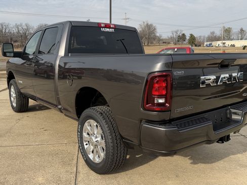 New 2026 RAM 2500 Big Horn AWD/4WD image 5