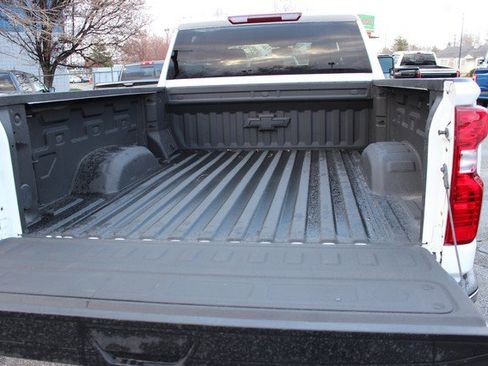 Used 2023 Chevrolet Silverado 2500 LT image 14