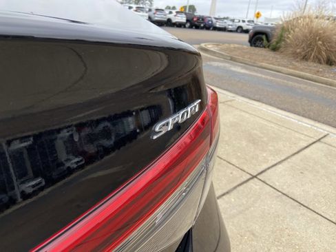 Used 2024 Honda Civic Sport image 48