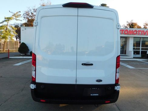 Used 2020 Ford Transit 250 Medium Roof AWD image 3