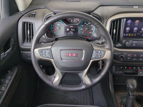 Used 2022 GMC Canyon Denali w/ Denali Black Edition Package AWD/4WD image 15