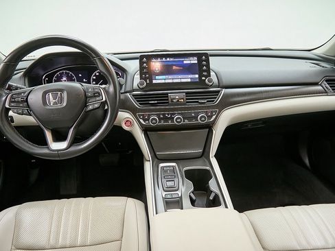 Used 2021 Honda Accord Touring image 27