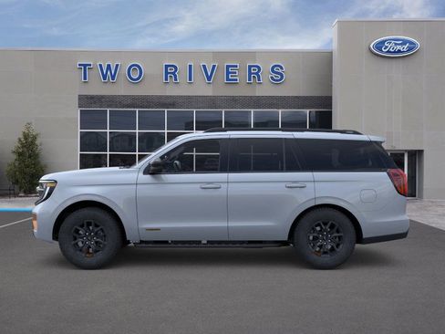New 2025 Ford Expedition Tremor image 3