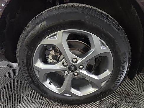 Used 2023 Ford Escape ST-Line w/ Tech Pack #1 AWD/4WD image 17
