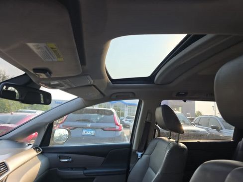 Used 2014 Honda Odyssey EX-L image 6