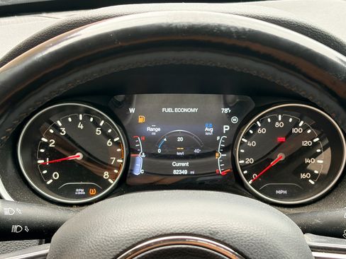Used 2020 Jeep Compass Limited AWD/4WD image 11