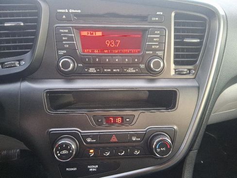 Used 2012 Kia Optima LX image 36