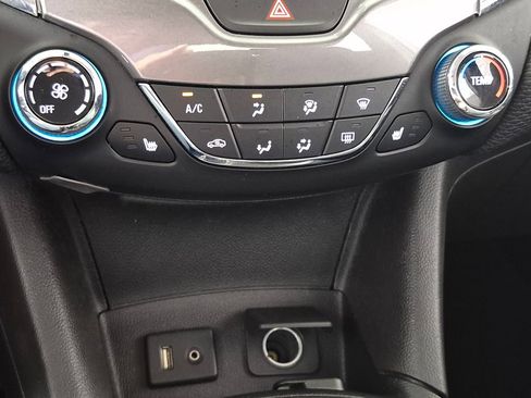 Used 2016 Chevrolet Cruze LT w/ Convenience Package FWD image 18