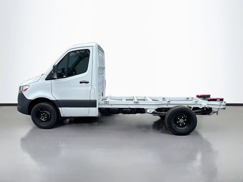 Used 2024 Mercedes-Benz Sprinter 3500 image 7