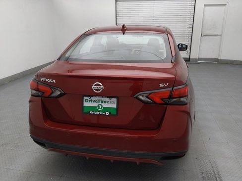 Used 2021 Nissan Versa SV FWD image 7