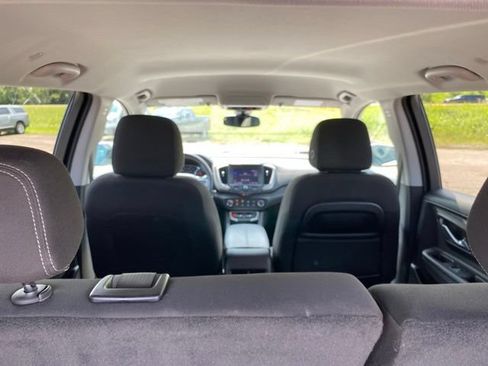 Used 2024 GMC Terrain SLE AWD/4WD image 26