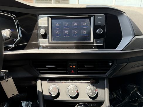 Used 2024 Volkswagen Jetta S FWD image 20