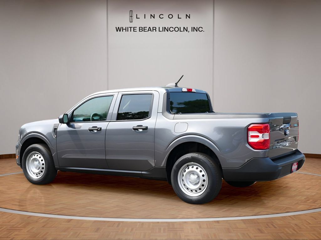 Used 2025 Ford Maverick XL FWD image 7