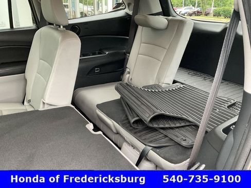 Used 2016 Honda Pilot Touring image 27