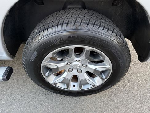 Used 2017 RAM 1500 Limited RWD image 7