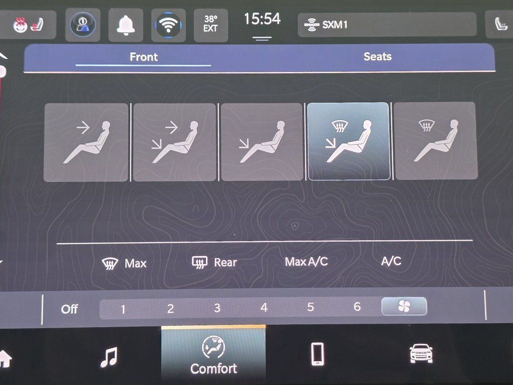 New 2026 Jeep Compass Latitude AWD/4WD image 33