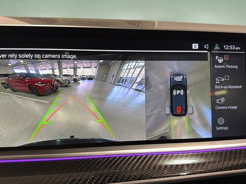 Used 2022 BMW X5 M50i w/ Executive Package image 25