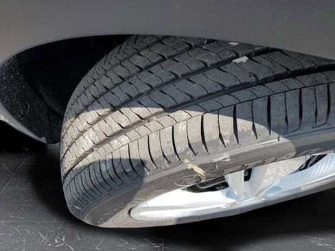 New 2025 Nissan Kicks Play S image 31