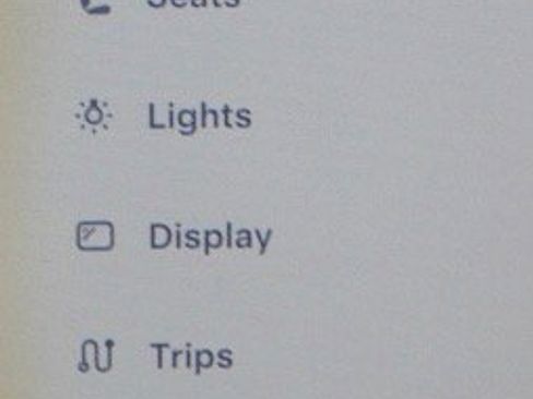 Used 2018 Tesla Model X 75D image 15