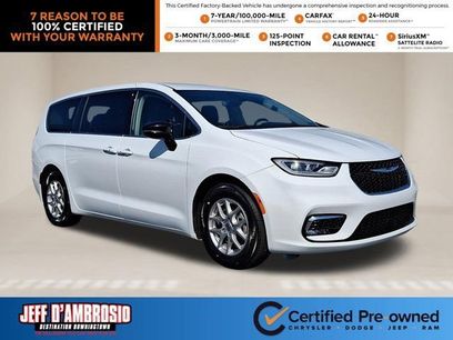 Certified 2024 Chrysler Pacifica Touring-L