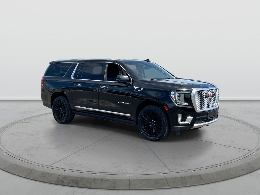 Used 2023 GMC Yukon XL Denali w/ LPO, Floor Liner Package AWD/4WD image 2