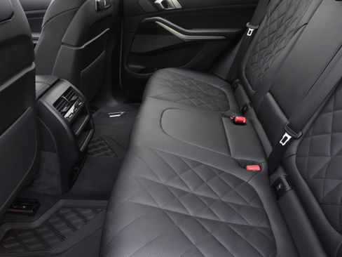 Used 2024 BMW X5 sDrive40i w/ M Sport Package RWD image 40