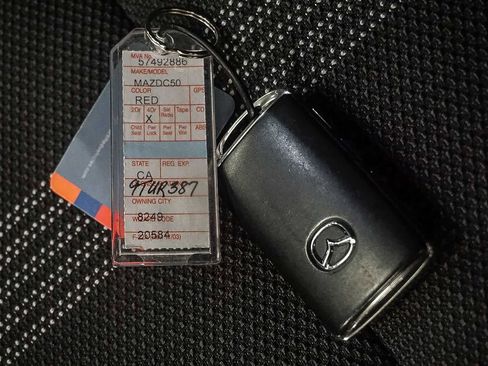 Used 2025 MAZDA CX-50 AWD 2.5 S w/ Premium Package image 23