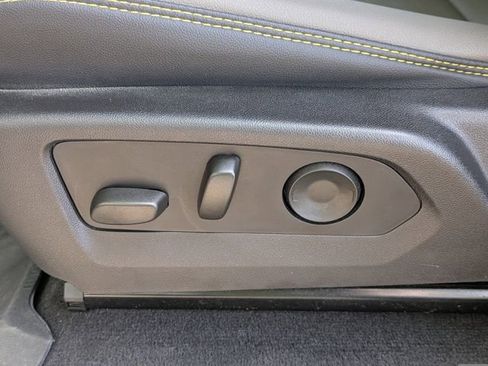 Used 2024 Chevrolet Colorado ZR2 w/ ZR2 Convenience Package III image 21