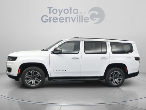 Used 2024 Jeep Wagoneer Series II AWD/4WD image 5