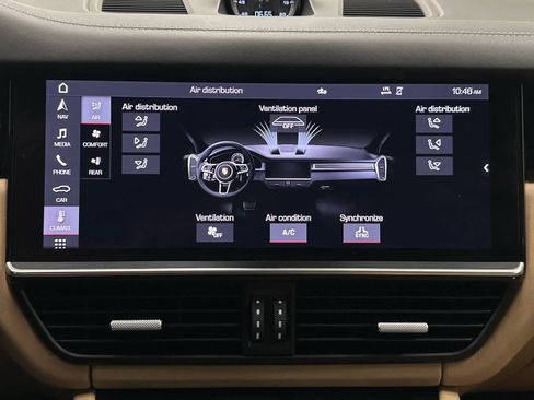 Used 2021 Porsche Cayenne GTS AWD/4WD image 35