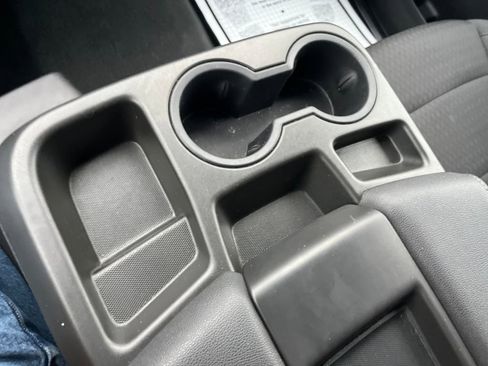 Used 2023 GMC Sierra 1500 SLE image 17