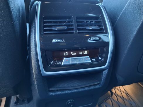 Used 2023 BMW X5 xDrive40i AWD/4WD image 18