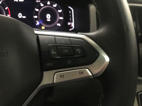 Used 2022 Volkswagen Atlas SE w/ Panoramic Sunroof Package FWD image 22
